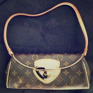 LOUIS VUITTON HANDBAG 👜 POCHETTE BEVERLY